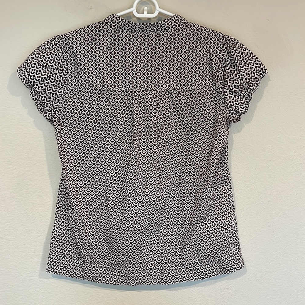 Banana Republic blouse - Picture 3 of 4